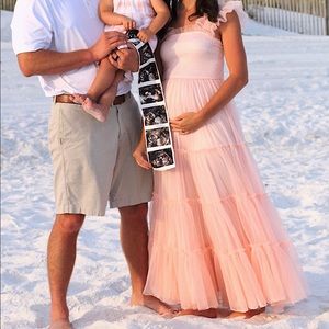 Thesethree pink tulle maxi